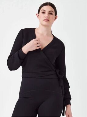 Spanx Air Essential Ballet Wrap Top, Size XL